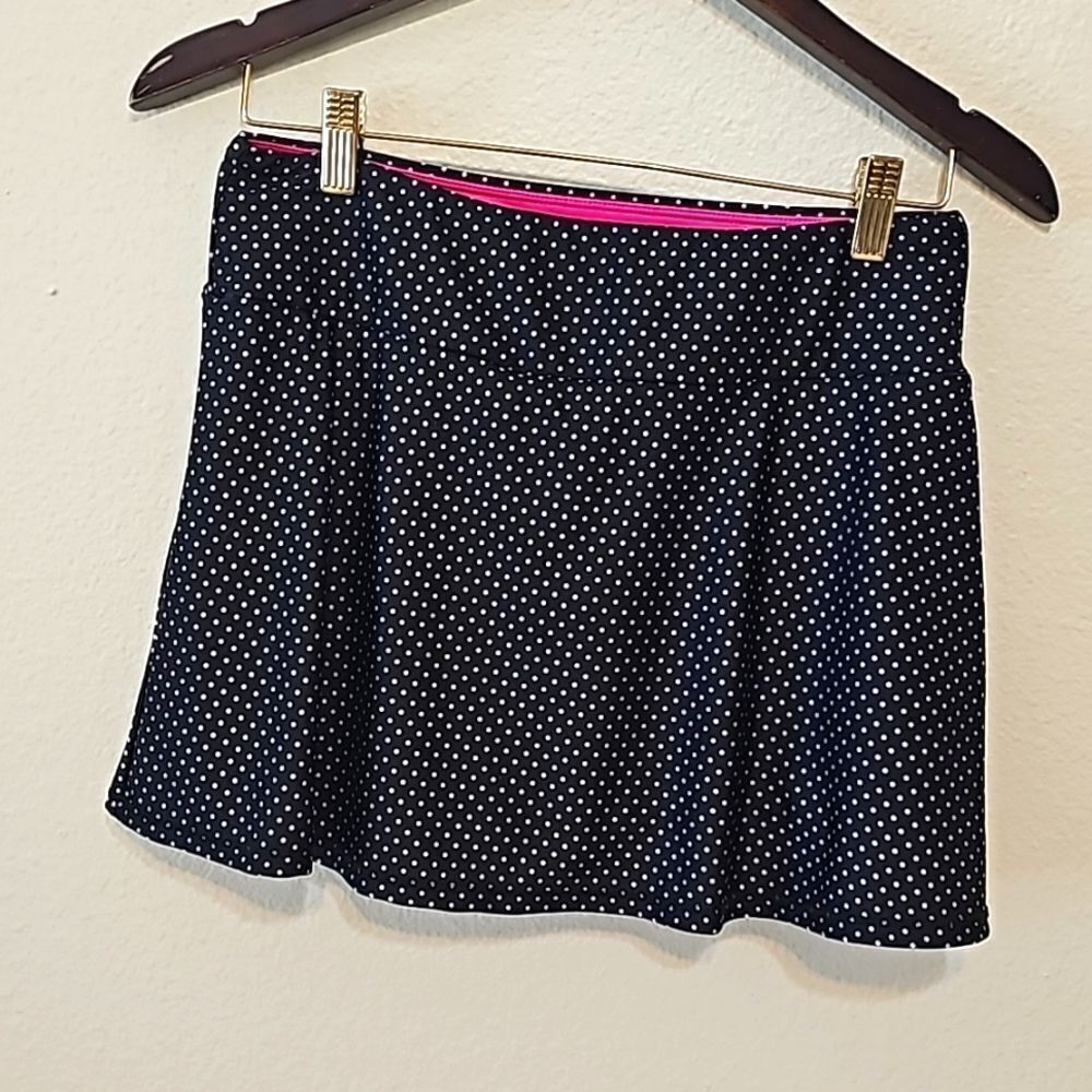 Queen of the court polka-dot skort size small.